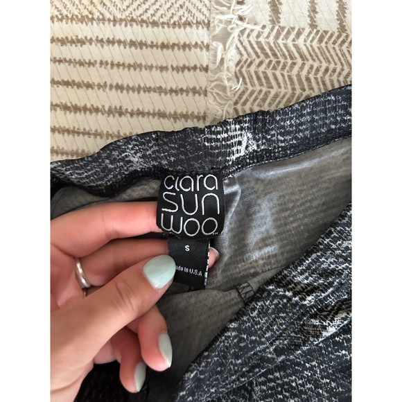 Clara Sun Woo Black and White Patterned Leggings - Picture 2 of 3